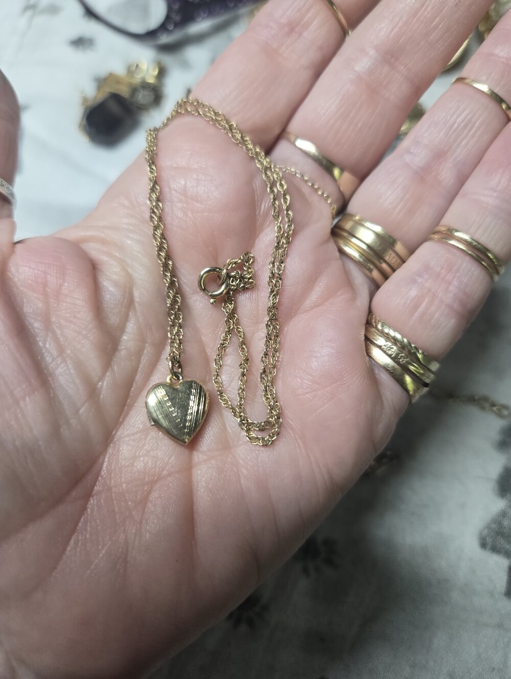 Gold Filled Heart Locket Pendant Necklace - Classic Women Jewelry